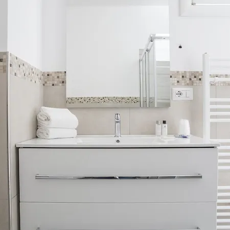 A Due Passi Dal Mare Konukevi